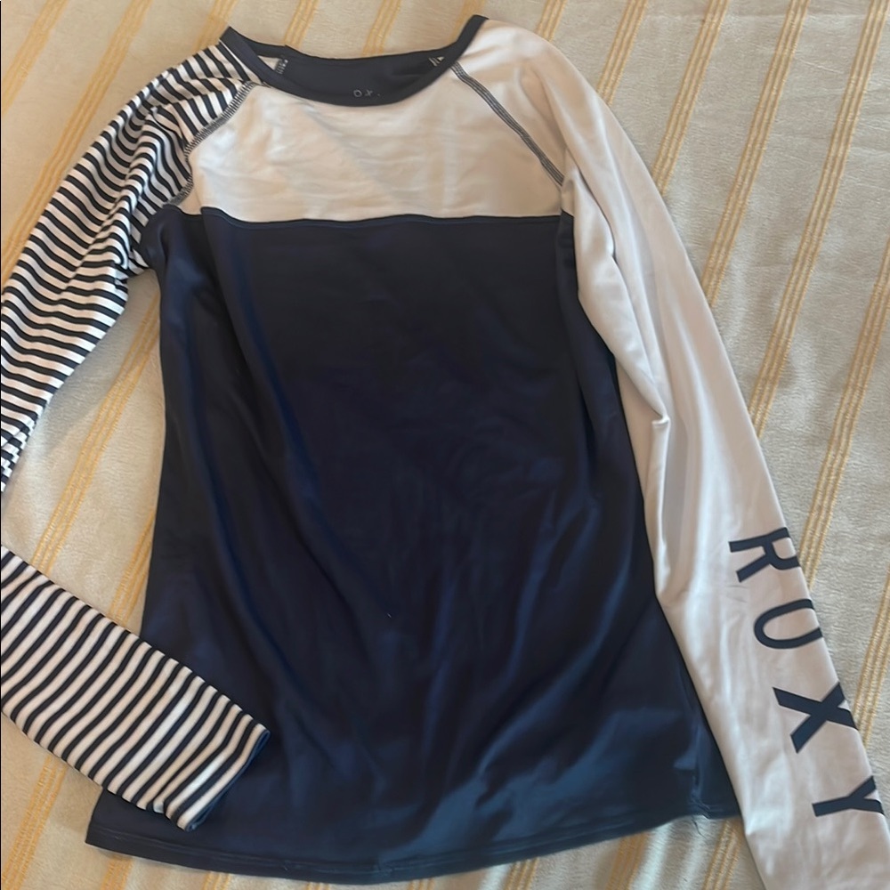 FREE with purchase Roxy Blue and white stripe rashguard L